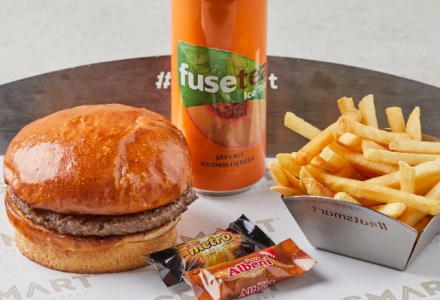 KIDS BURGER MENÜ